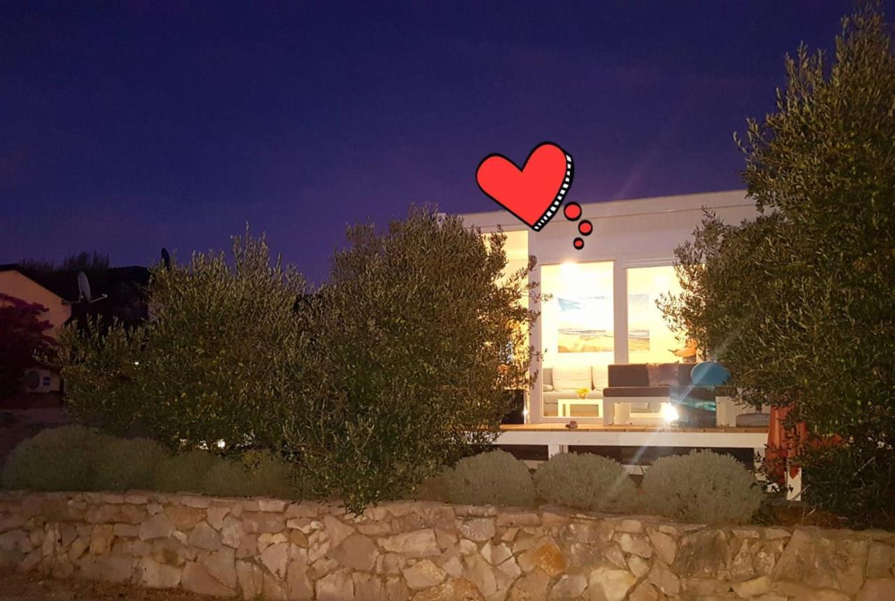 Eden Lady Mobile Home, Croatia, ドラゲ エクステリア 写真